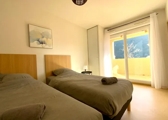 Les Naiades C05- 2 Bedrooms For 5 People ! Nyaraló Avène